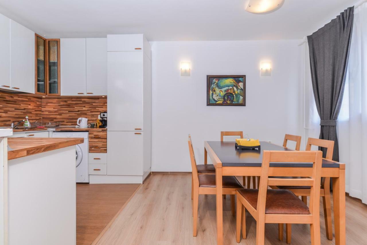 דירה Eleganto - 2bd Stylish By Flat Mаnager סופיה